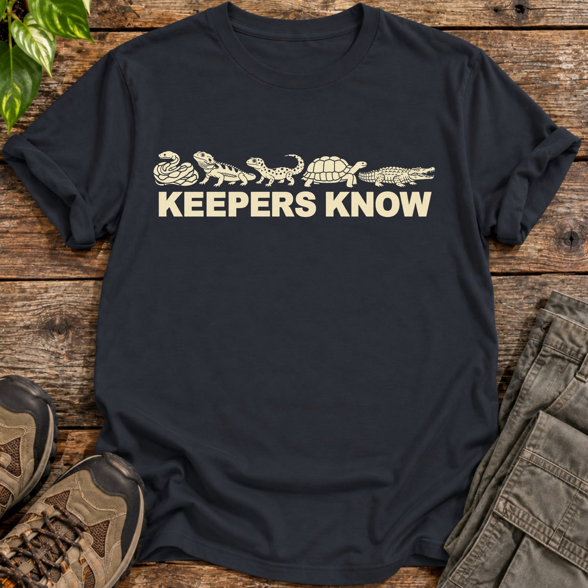 Reptile Keepers Know T-Shirt - Black
