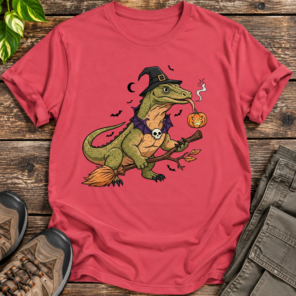 Komodo Dragon Witch Halloween T-Shirt - Heather Red