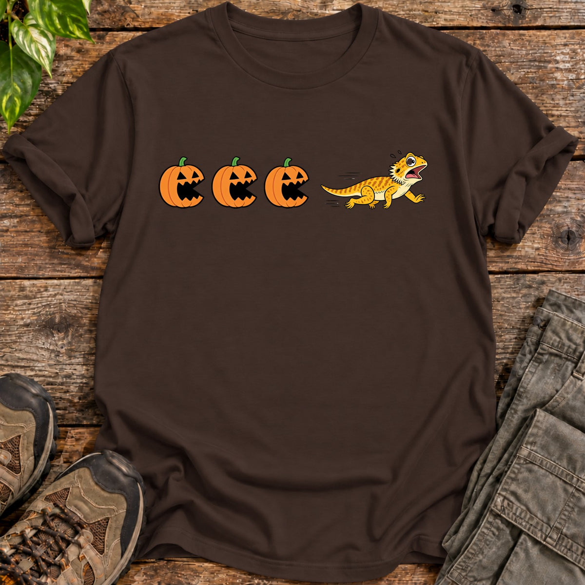 Bearded Dragon Halloween Pumpkin Chase T-Shirt - Dark Chocolate
