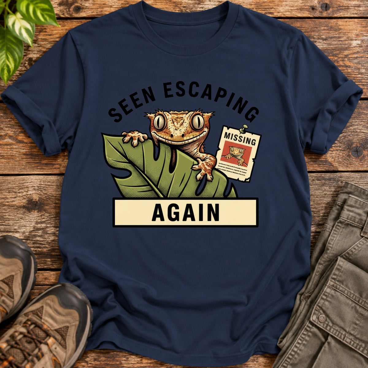 Escaping Crested Gecko T-Shirt - Navy
