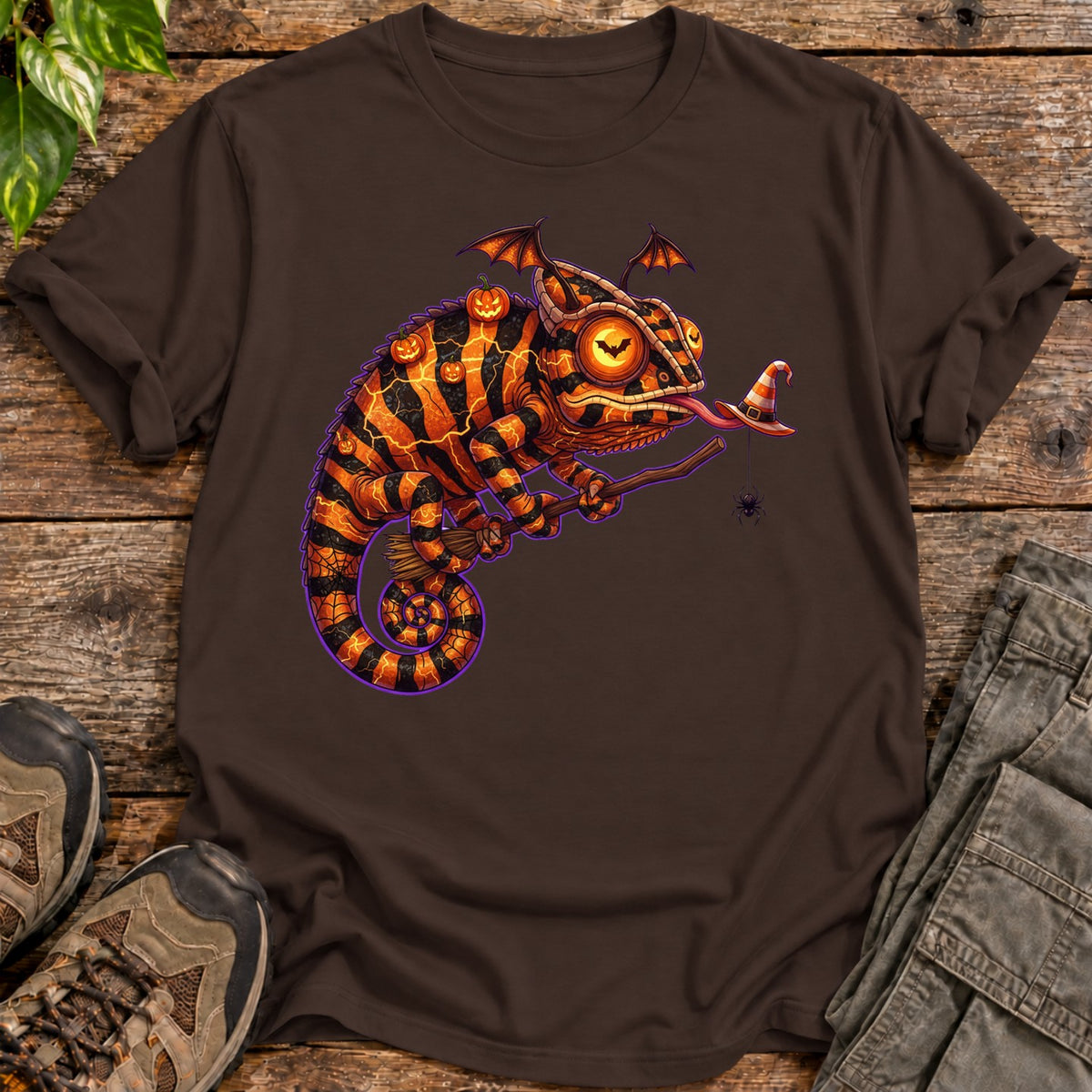 Halloween Chameleon Witch T-Shirt - Dark Chocolate