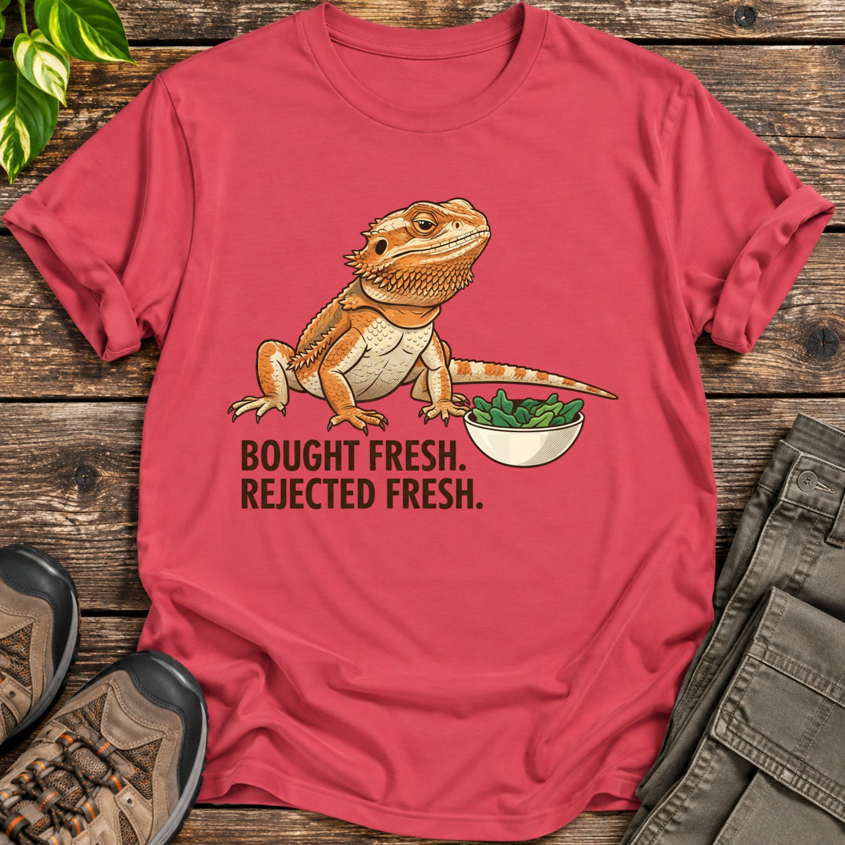 Bearded Dragon Food Critic T-Shirt - Heather Red