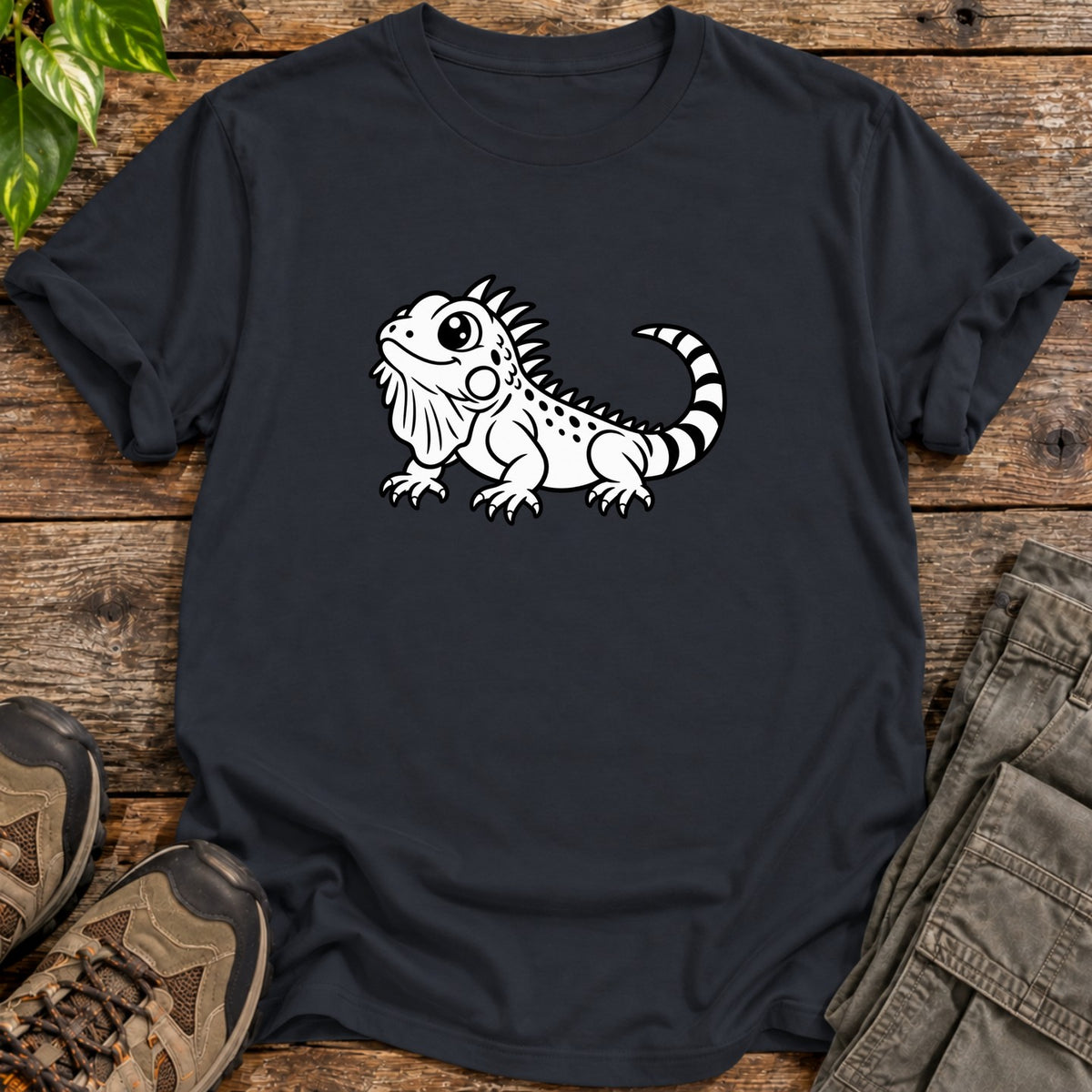 Cute Iguana T-Shirt - Black