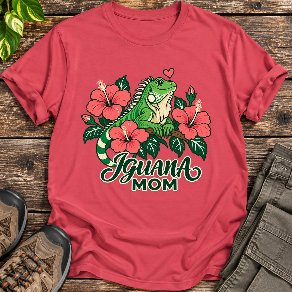 Iguana Mom Shirt - Heather Red