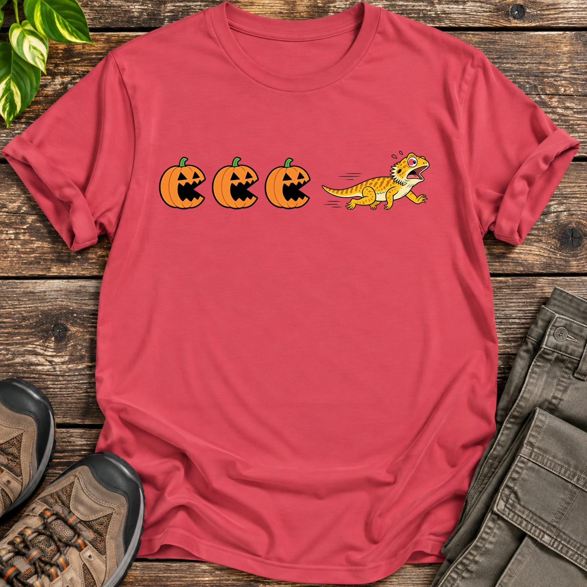 Bearded Dragon Halloween Pumpkin Chase T-Shirt - Heather Red
