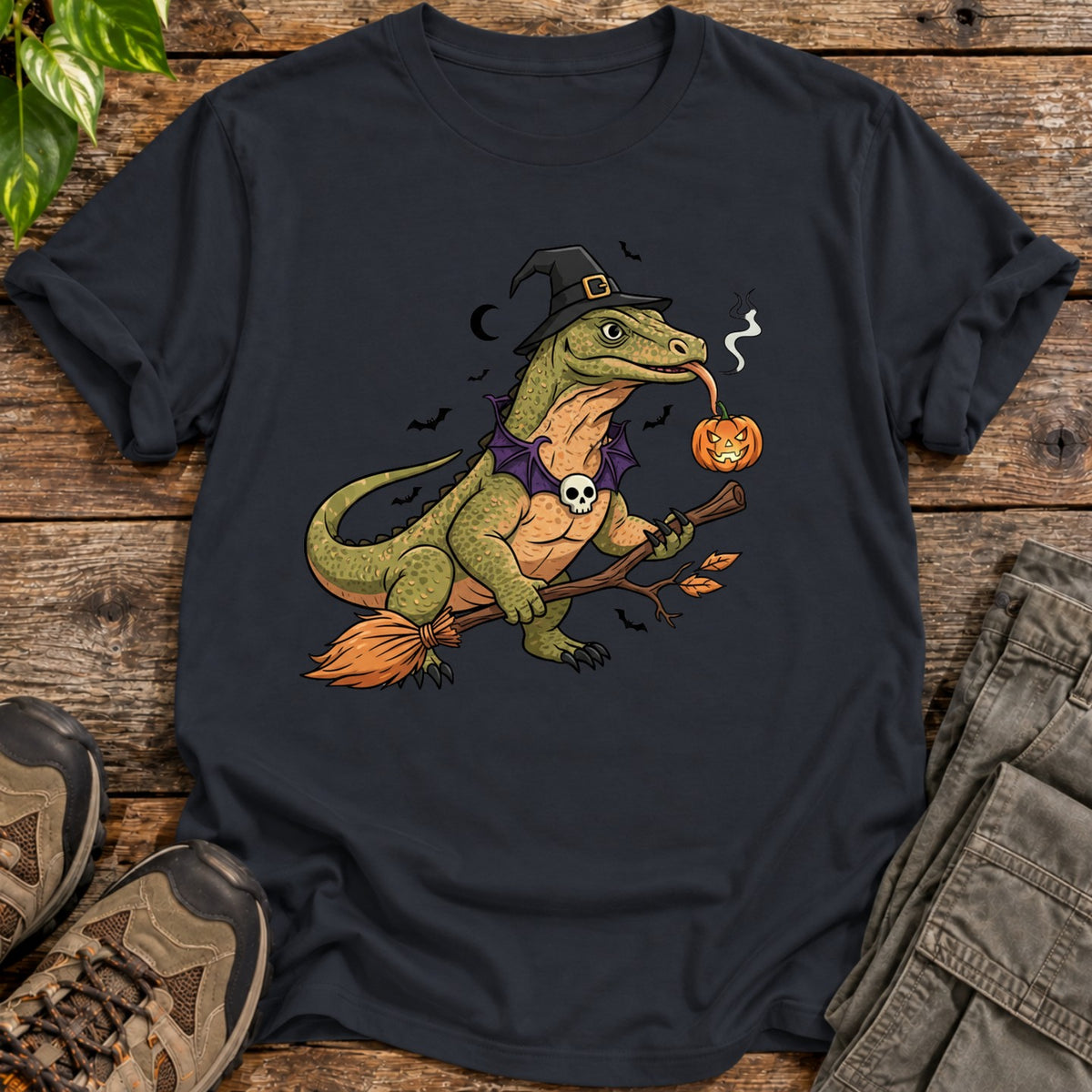 Komodo Dragon Witch Halloween T-Shirt - Black
