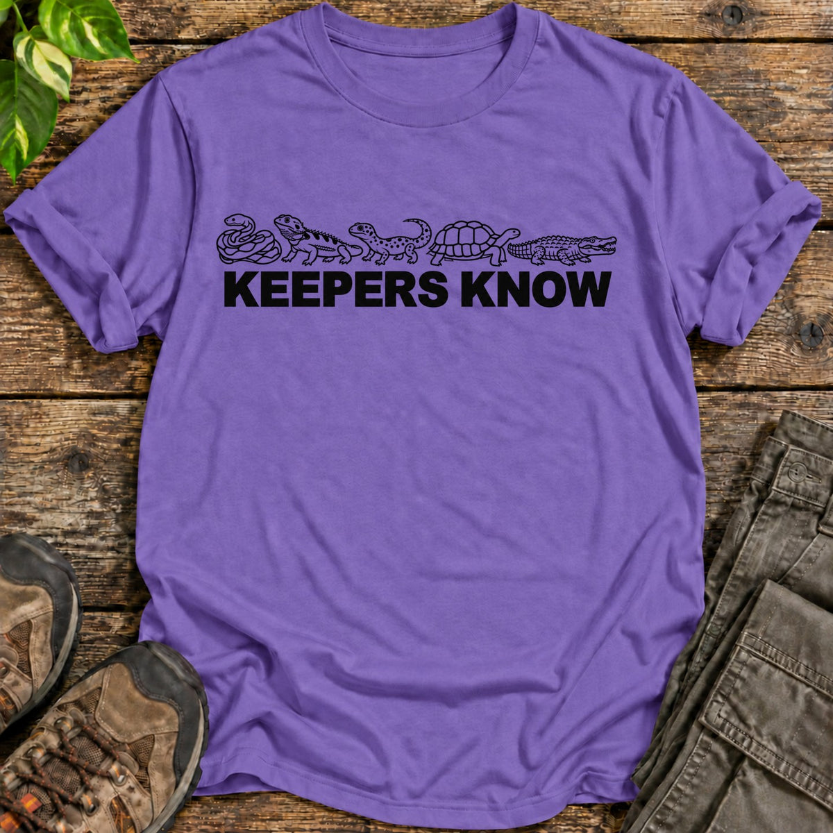 Reptile Keepers Know T-Shirt - Heather Purple